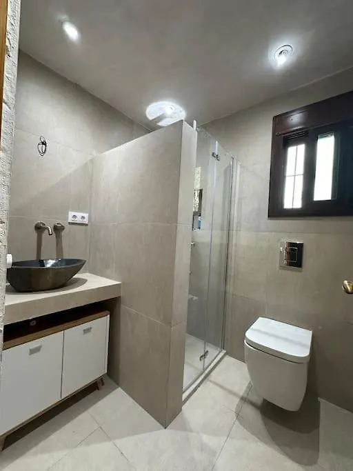 Holiday home Paraiso De La Luz, Casa Verde 2 Bedrooms, Private Kitchen & Bathroom Cadiz Spain