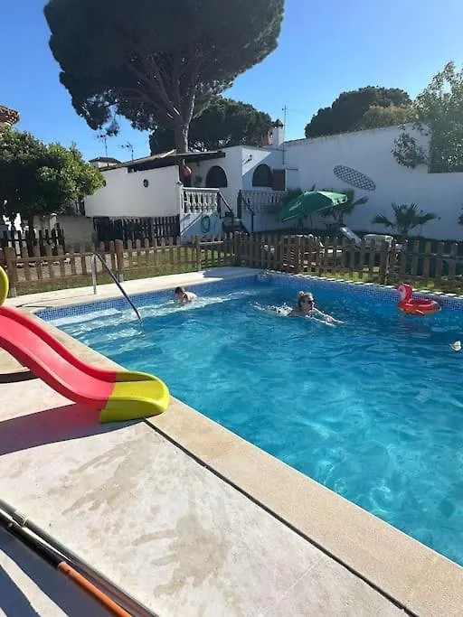 Holiday home Paraiso De La Luz, Casa Verde 2 Bedrooms, Private Kitchen & Bathroom Cadiz
